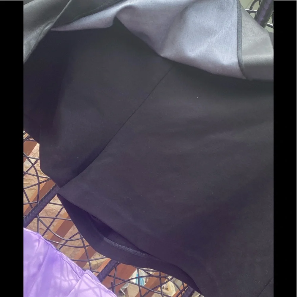 Aritzia Wilfred Free Liah Skort  Black Faux Leather front size S - Picture 7 of 9